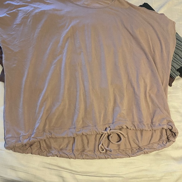 Lululemon bundle - Picture 2 of 6